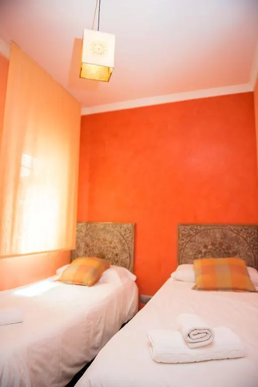 Splendid Gaudi Mercat Del Ninot Apartment برشلونة