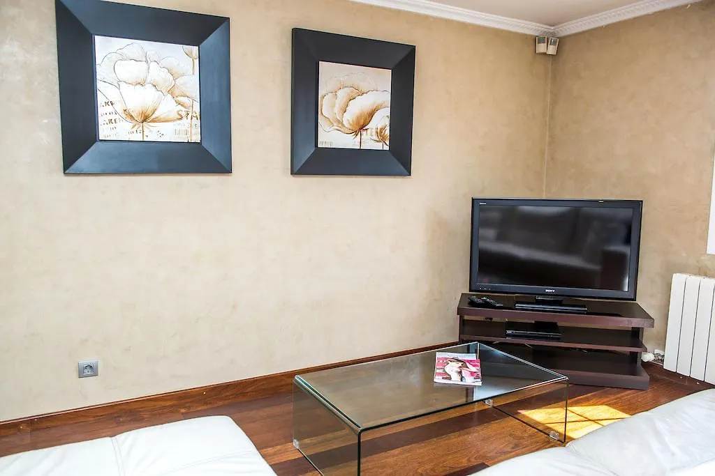 Splendid Gaudi Mercat Del Ninot Apartment برشلونة 0*,  إسبانيا