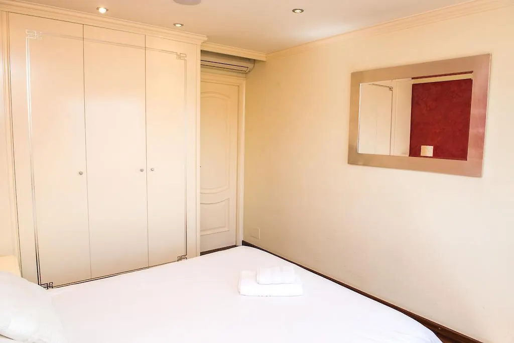Splendid Gaudi Mercat Del Ninot Apartment برشلونة 0*,
