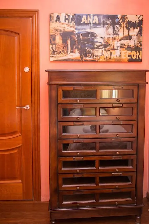 Splendid Gaudi Mercat Del Ninot Apartment برشلونة
